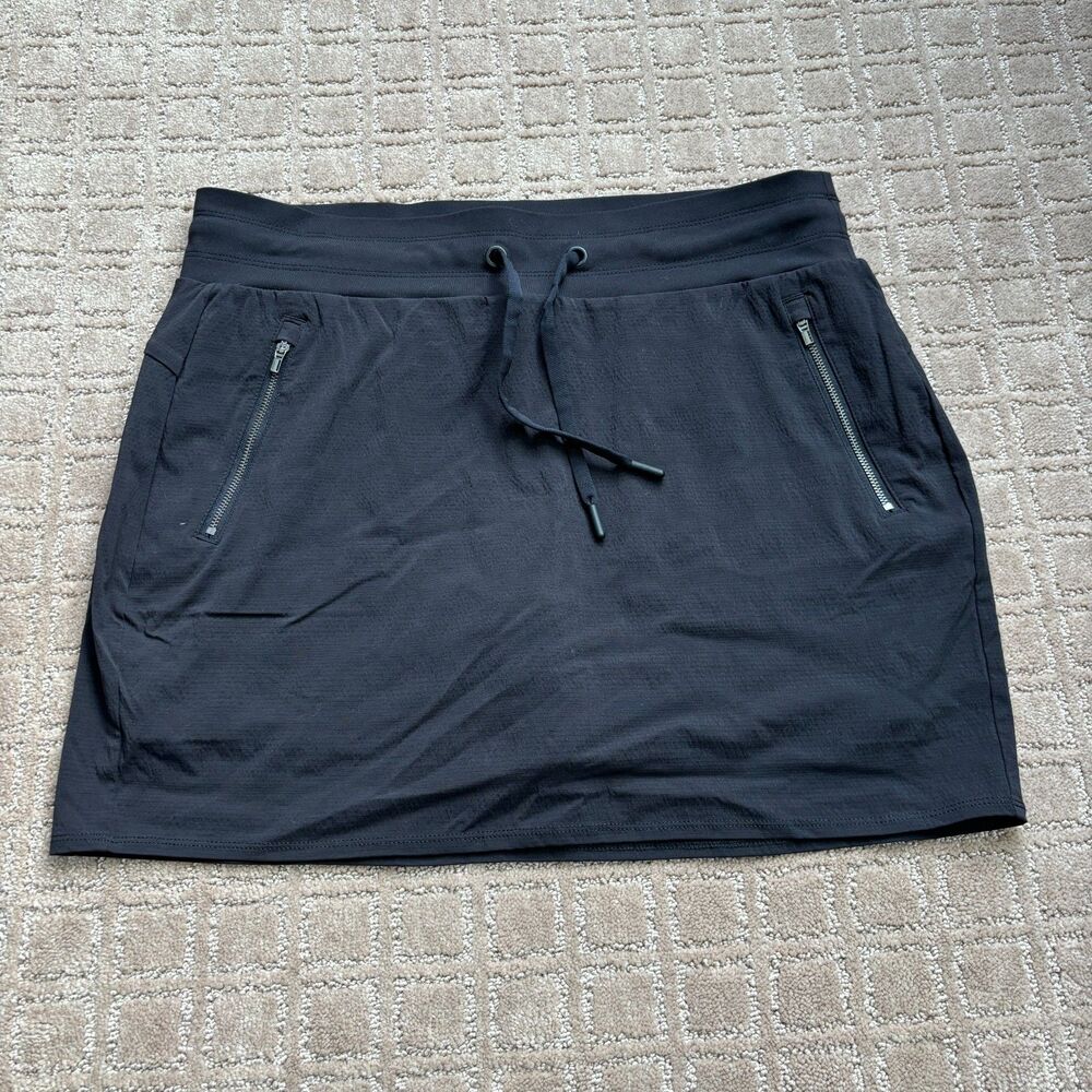 Athleta Trekkie North Black Skort Women's Sz 12 Casual Hike Walk Pull On Stretch